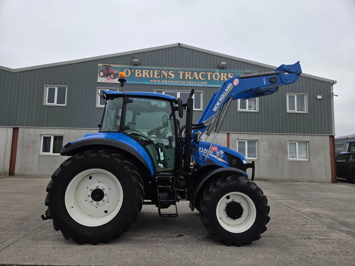 2017 New Holland T5.95 - Image 1