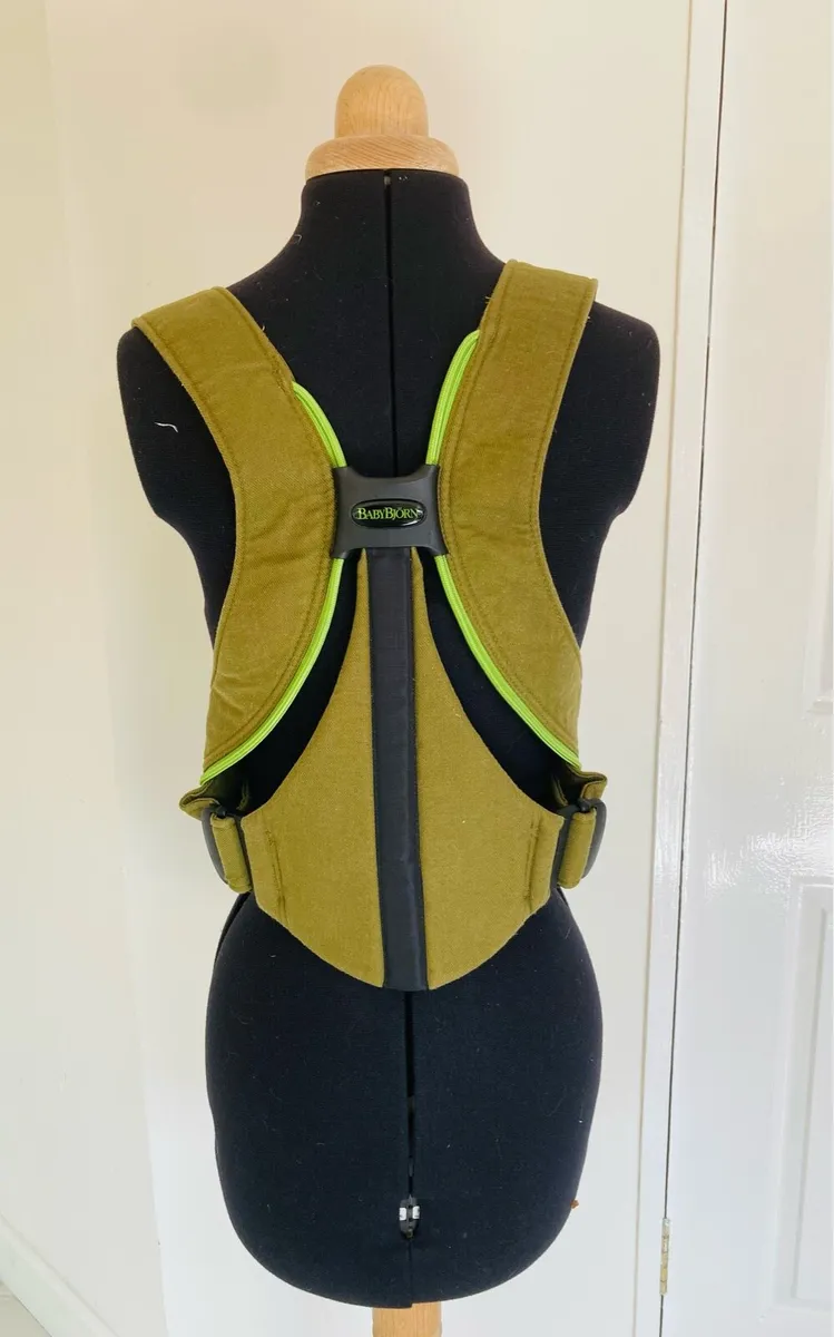 BabyBjorn Baby Carrier - Image 4