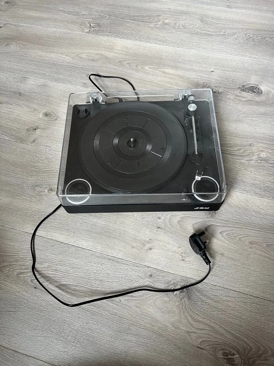 Turntable - Image 2