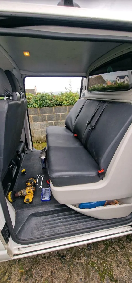 Vw T6 Transporter crew cab - Image 4