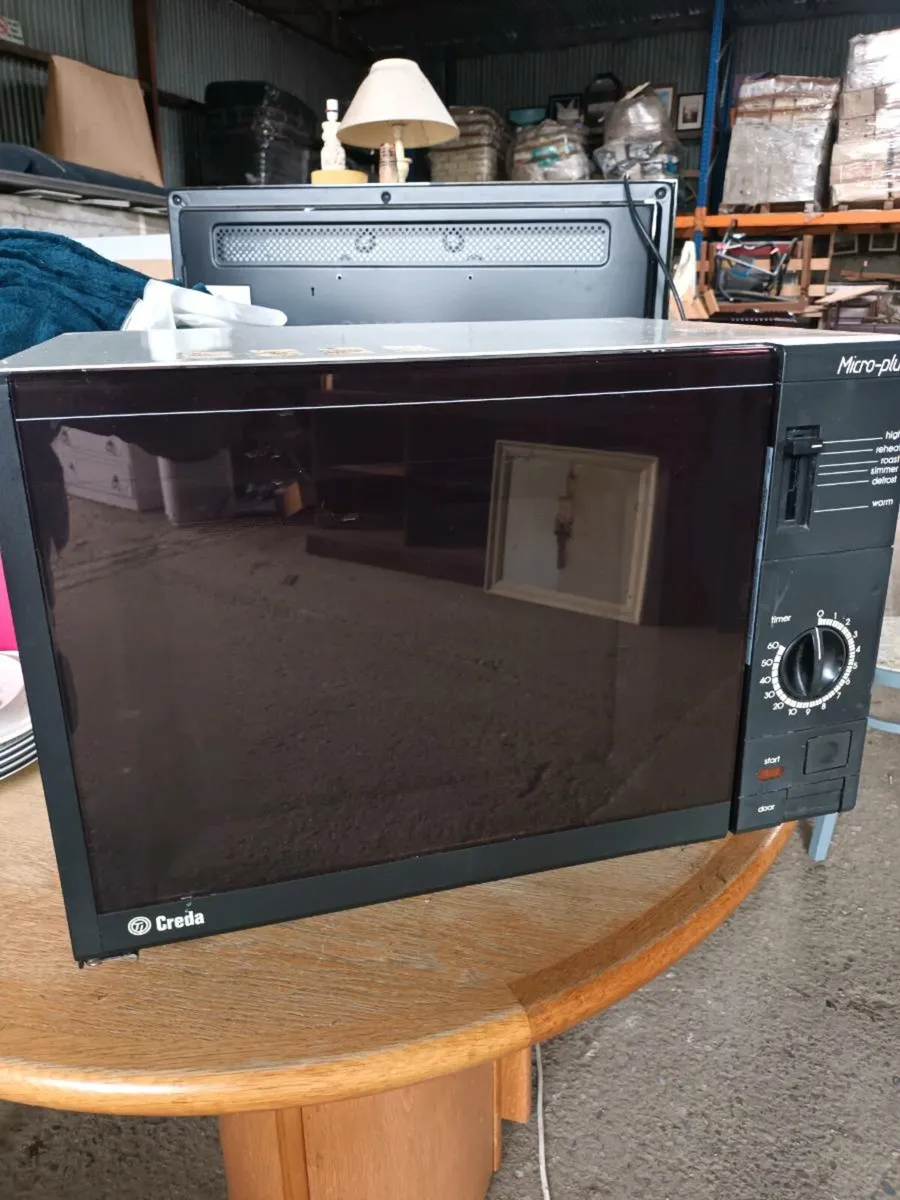Microwave Oven