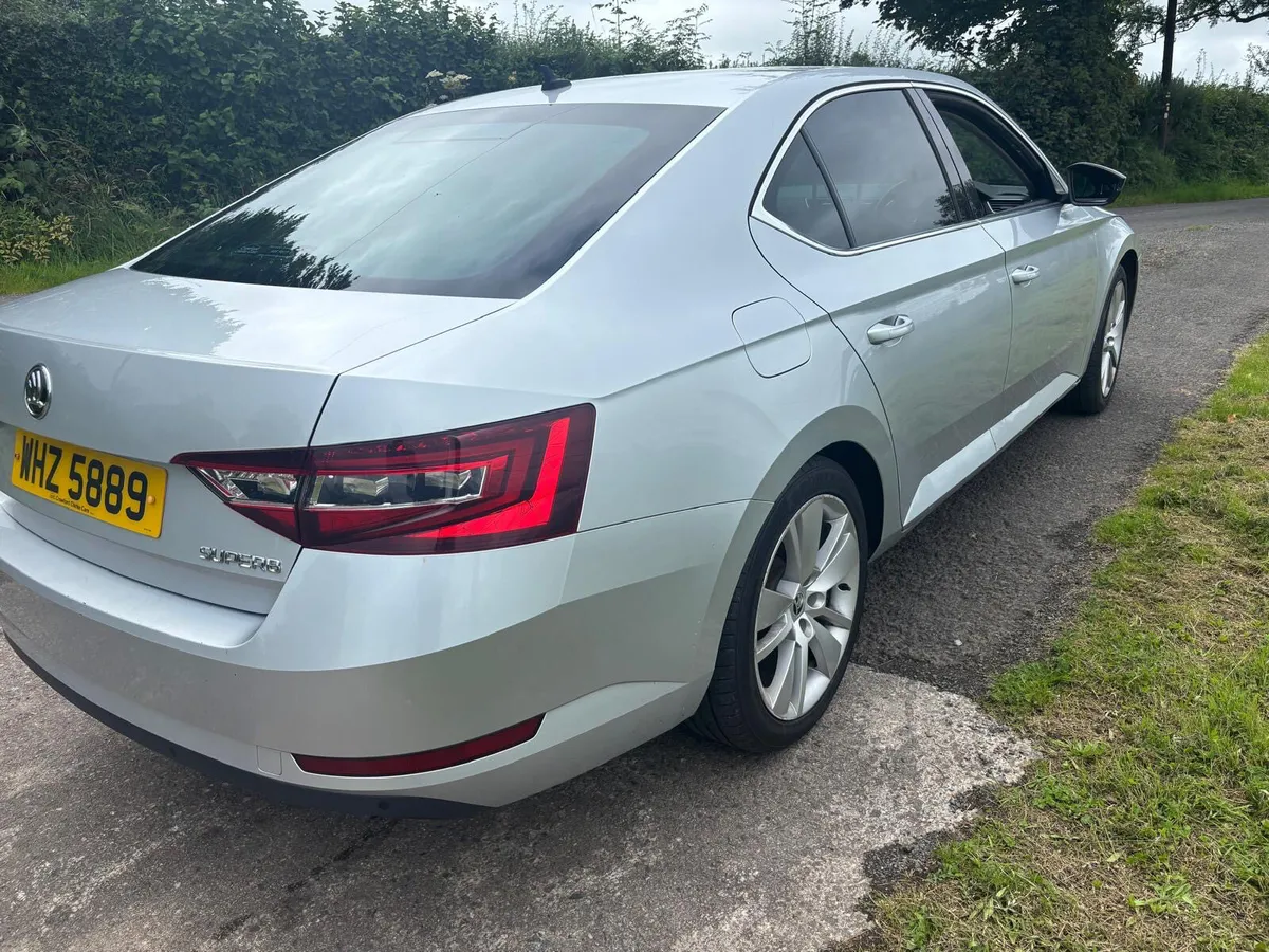 ‘19 Skoda Superb SE L Executive Tdi (LOW NOX) - Image 4