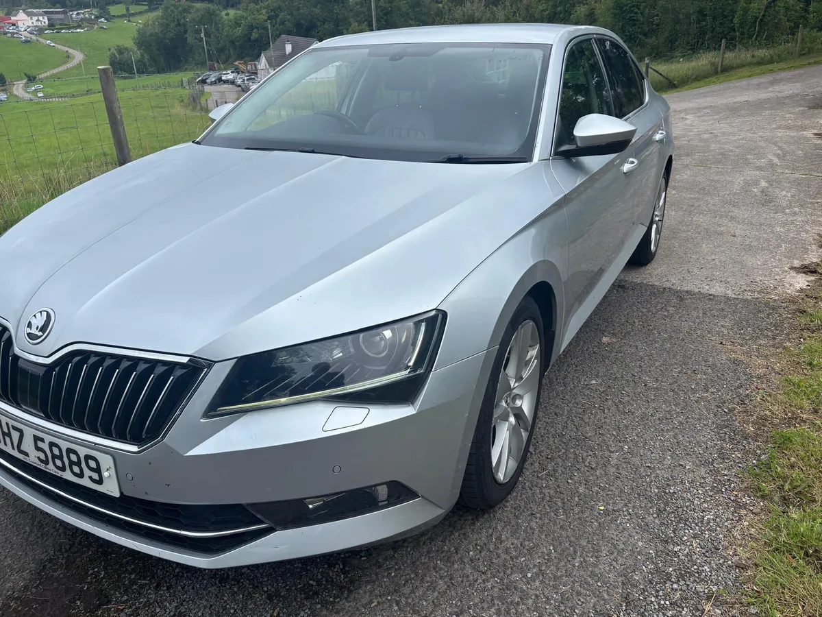 ‘19 Skoda Superb SE L Executive Tdi (LOW NOX) - Image 3