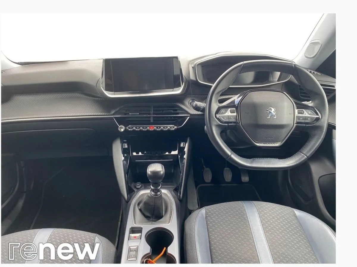 Peugeot 2008 1.2 Puretech 130bhp Allure - Image 2
