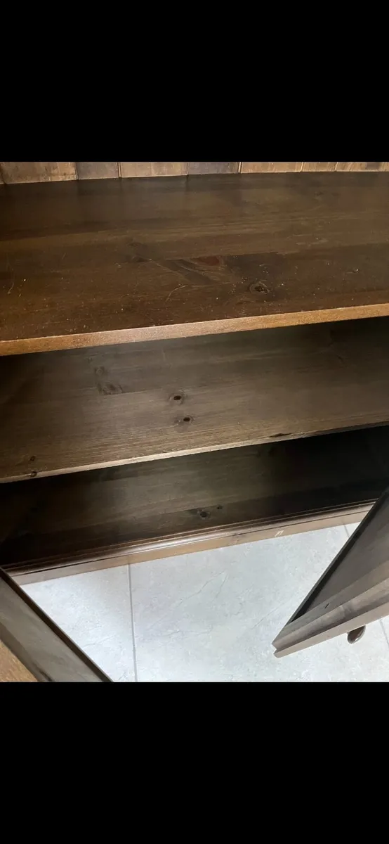 Dresser - Image 2