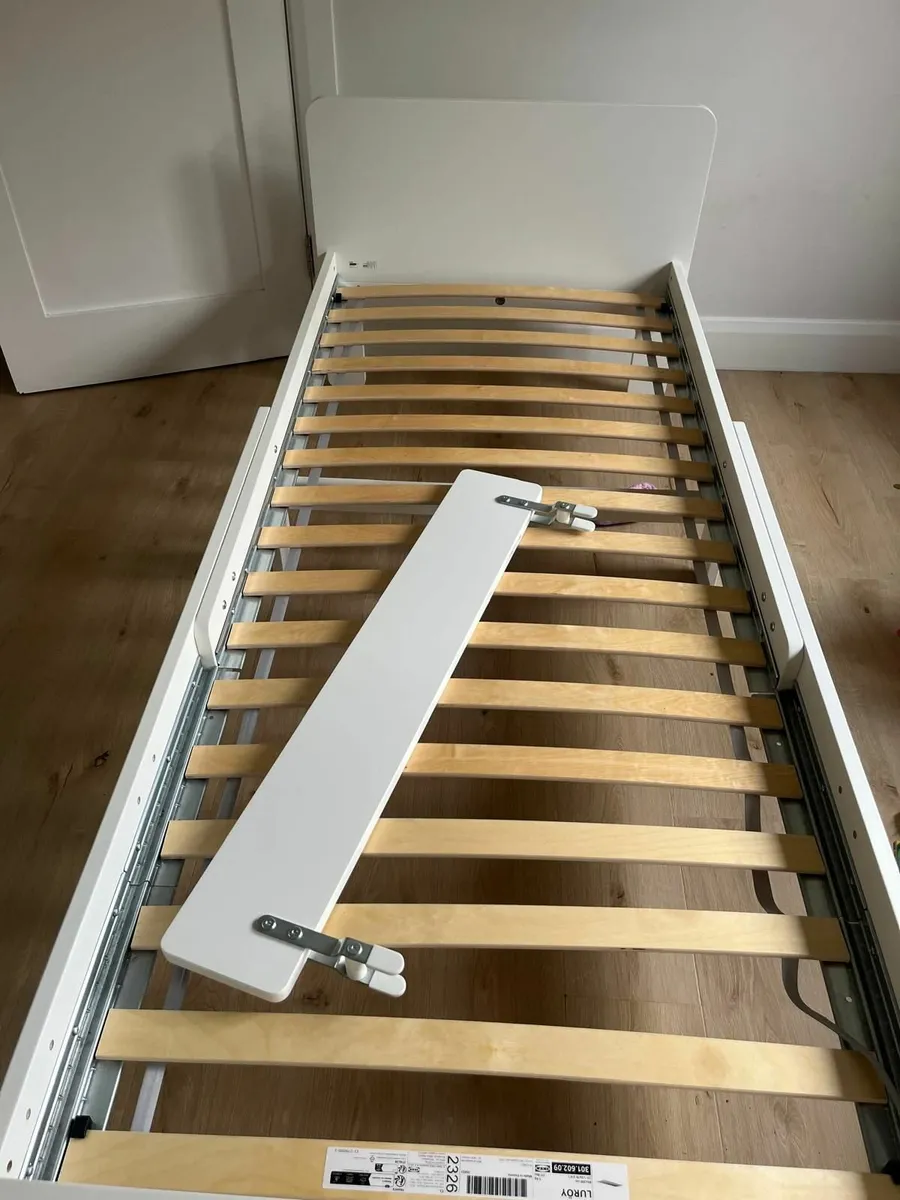 SUNDVIK Ext bed frame with Mattrress - Image 1
