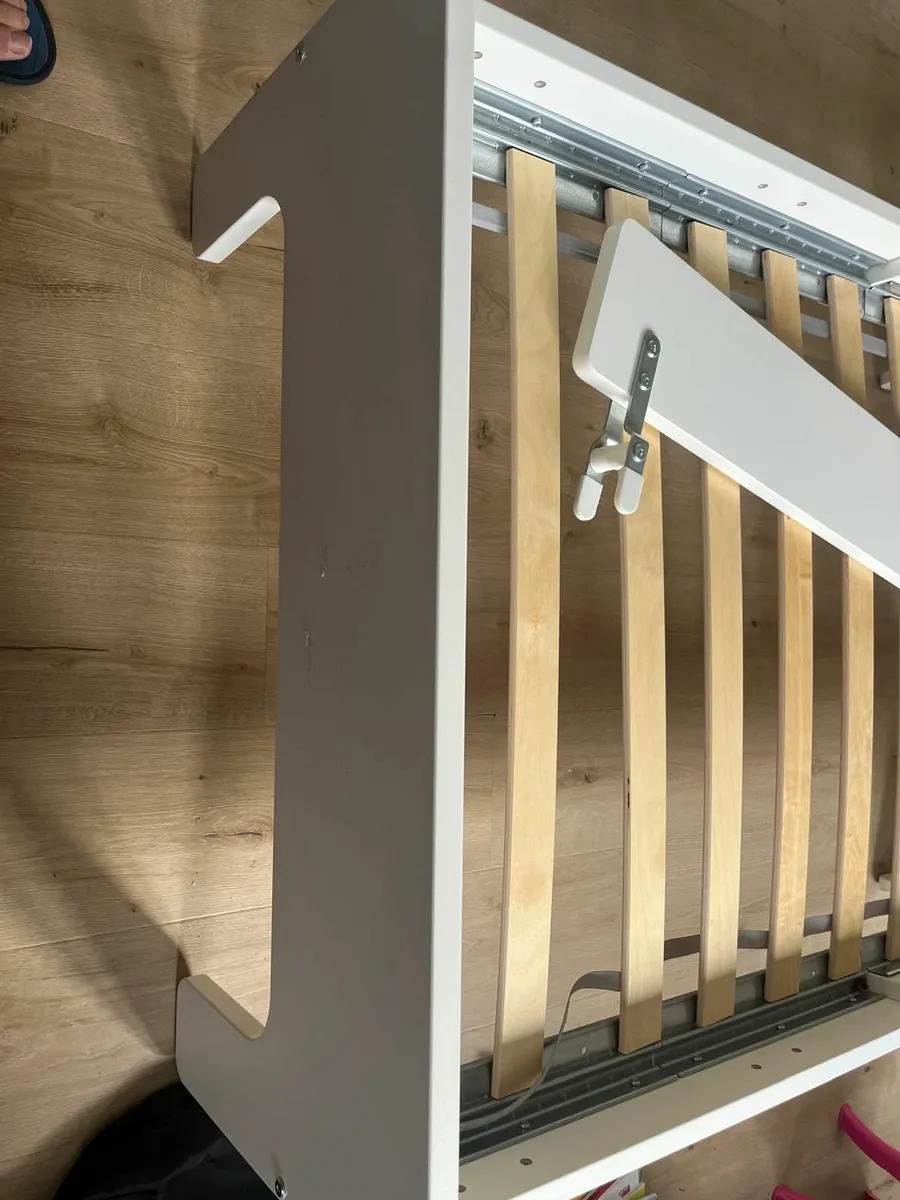 SUNDVIK Ext bed frame with Mattrress - Image 3