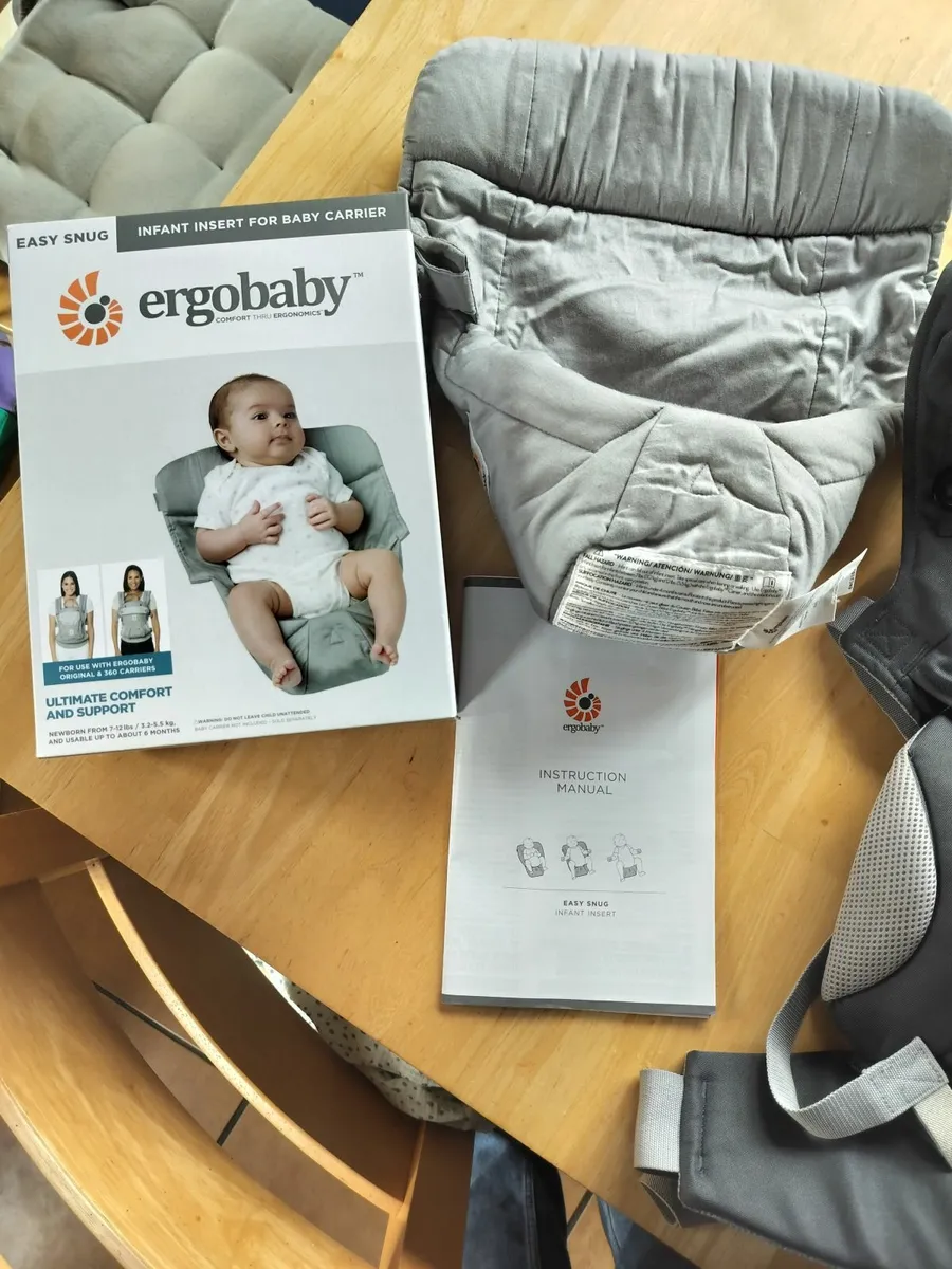 Ergobaby all positions 360 + infant insert - Image 3