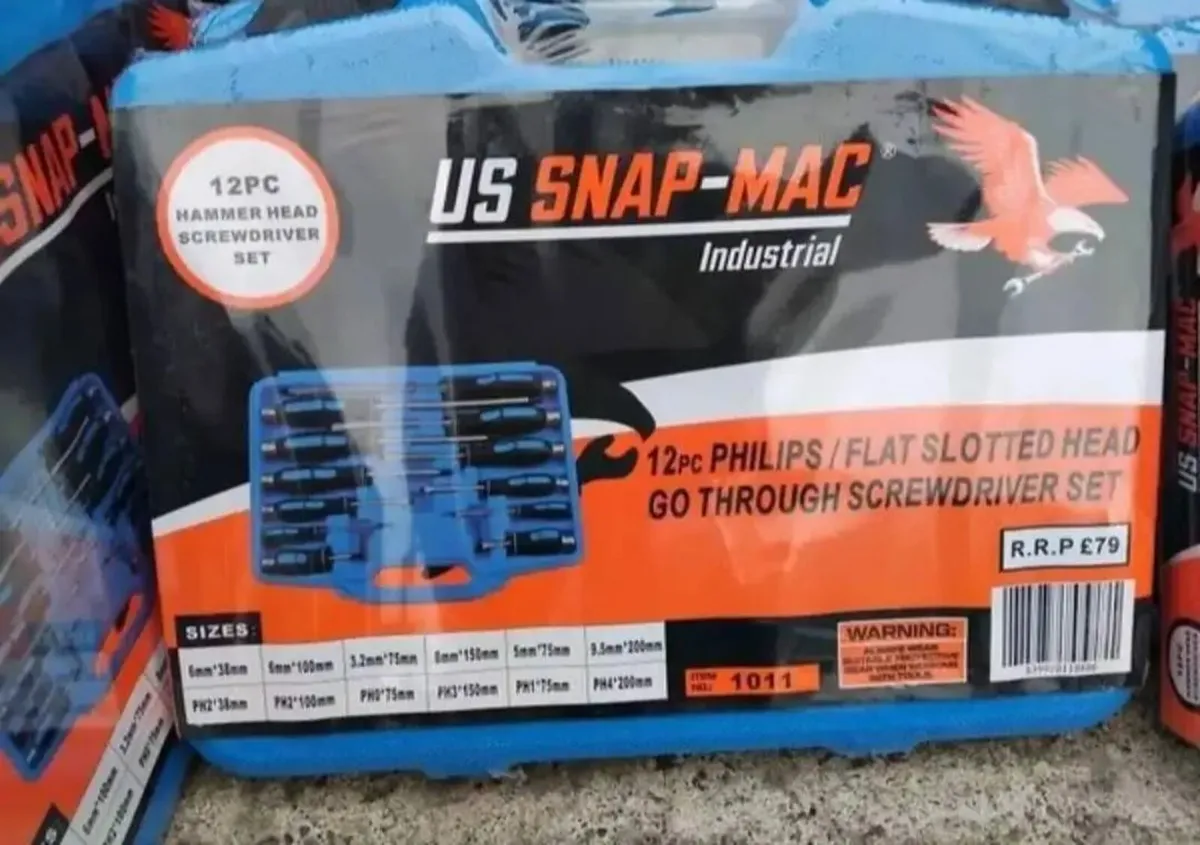 BRAND NEW 12PCS SCREWDRIVER SET - Image 3
