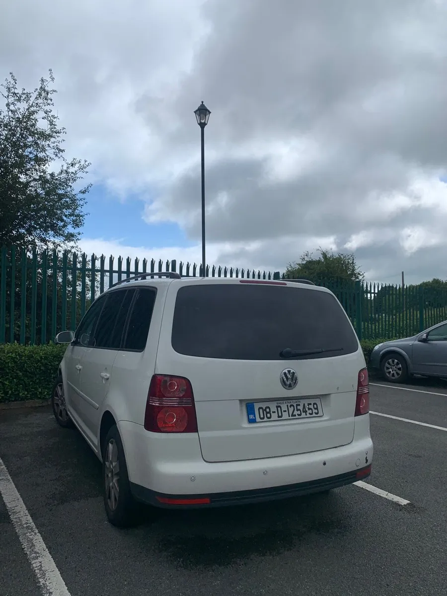 Volkswagan Touran - Image 4