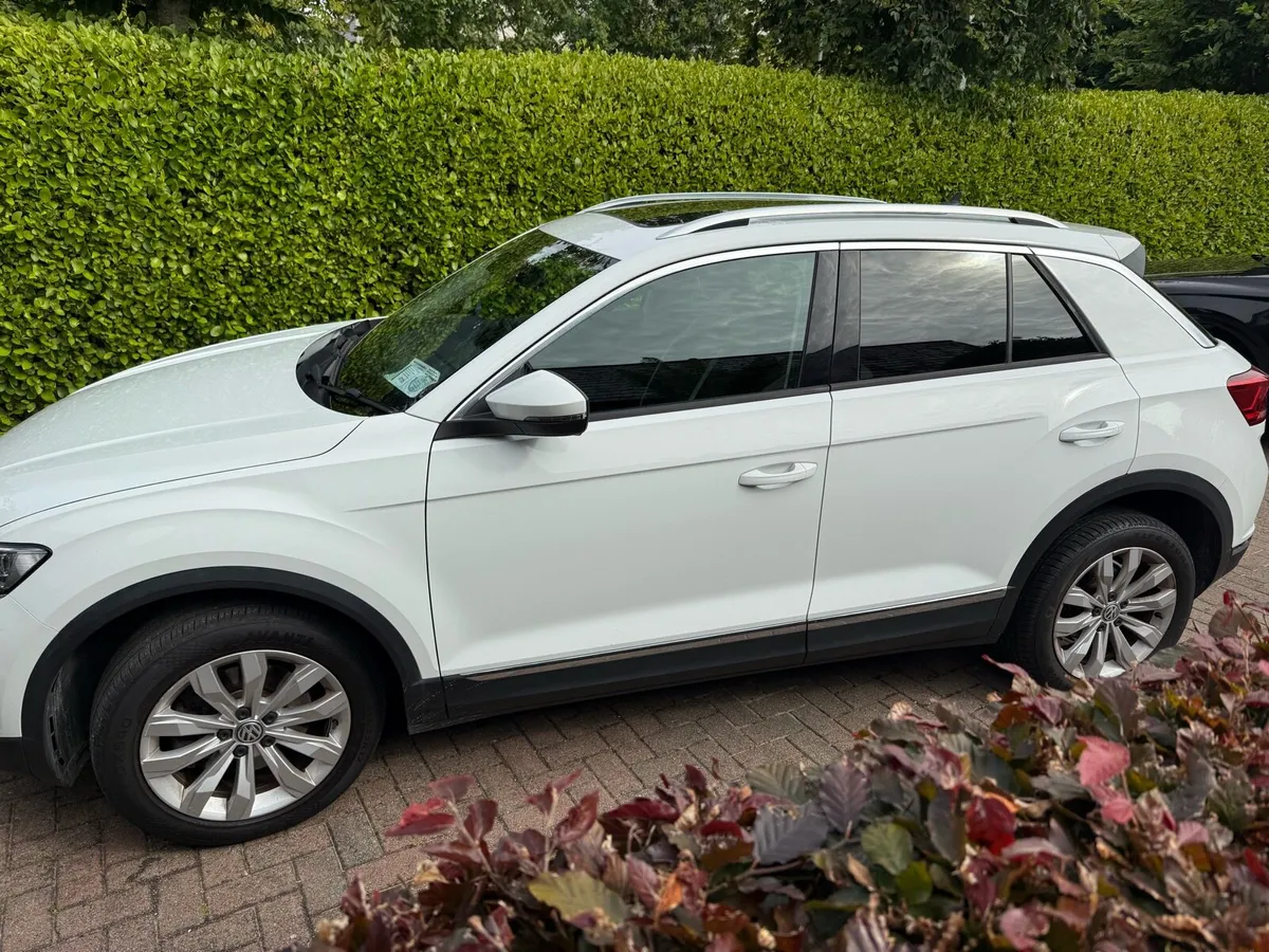 Volkswagen T-ROC Sport 1.5 TSI M6F 150 BHP - Image 4