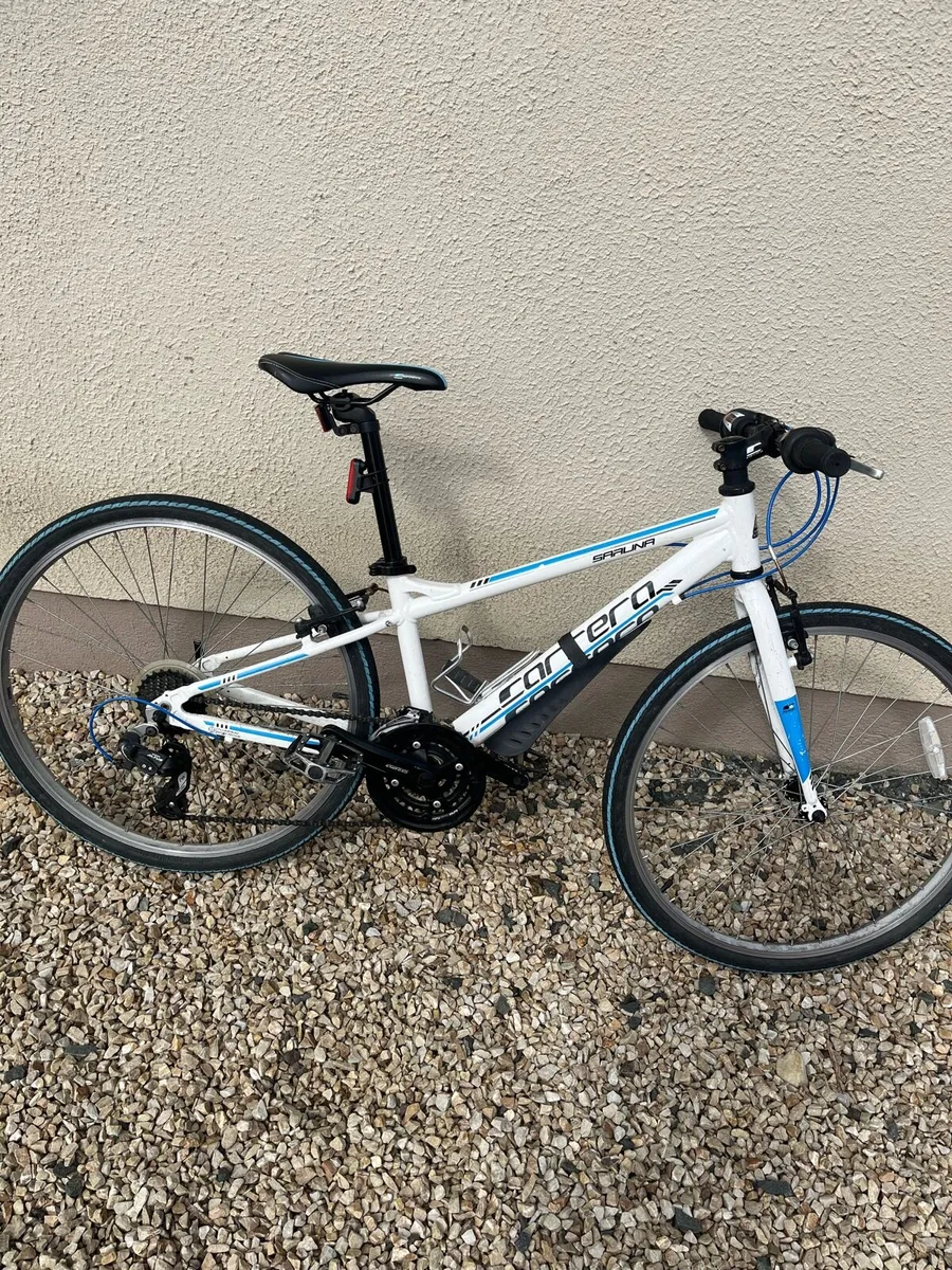 Junior Hybrid Carrera Bike - Image 2
