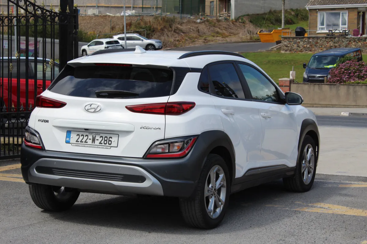 Hyundai KONA 1.0 Petrol Executive - Image 4