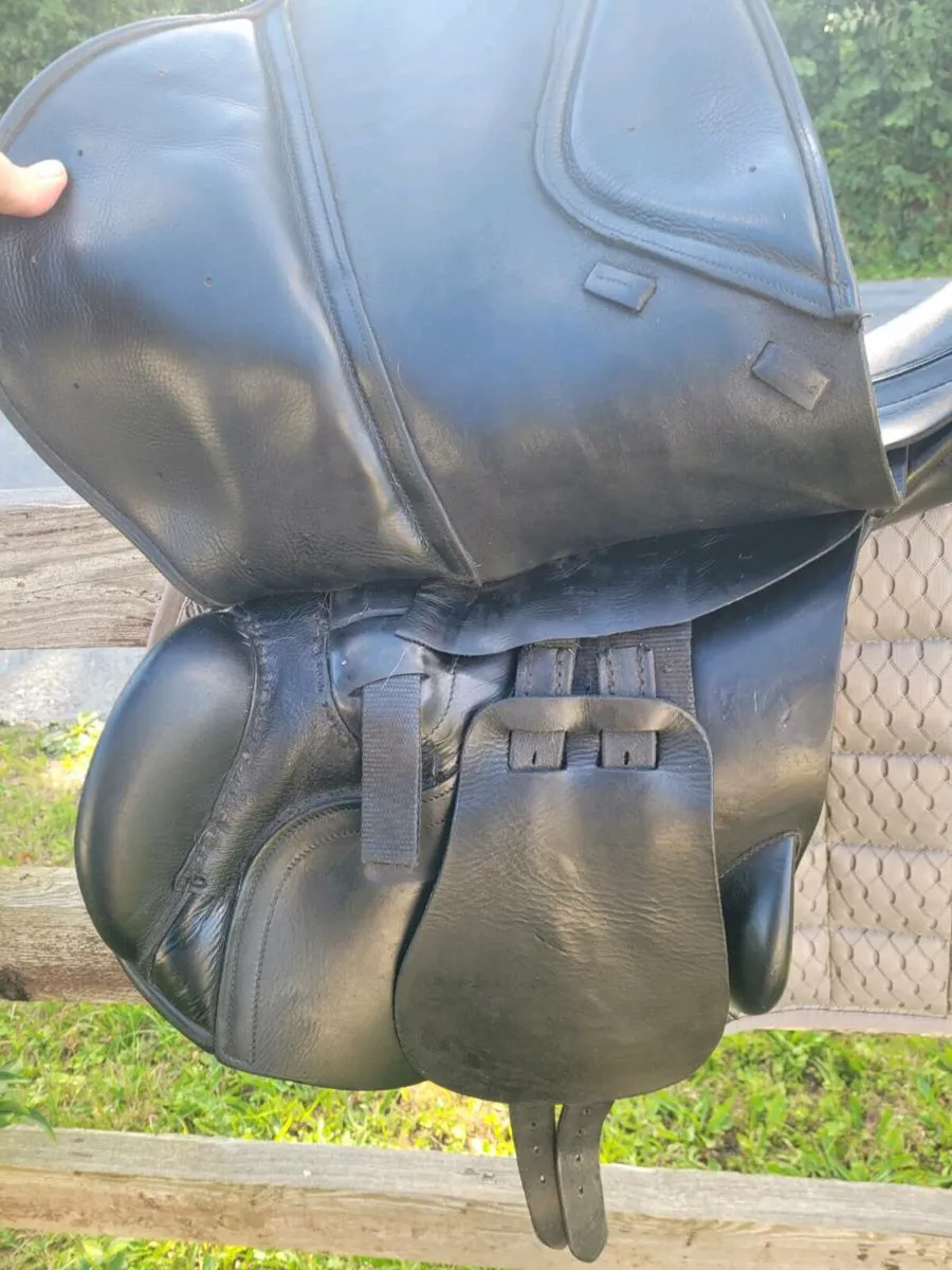 18" Albion saddle - Image 2