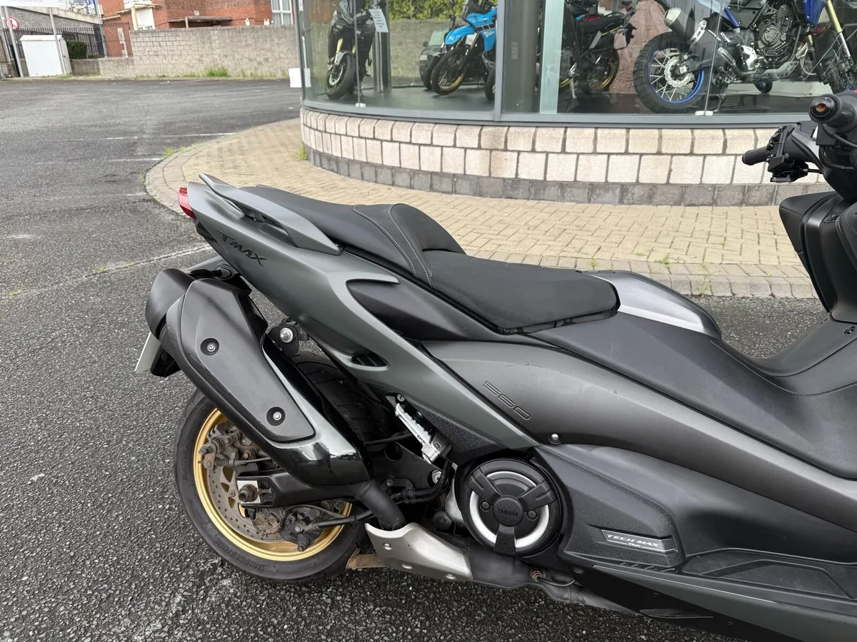 2021 Yamaha TMAX 560cc Tech Max Finance Available - Image 3