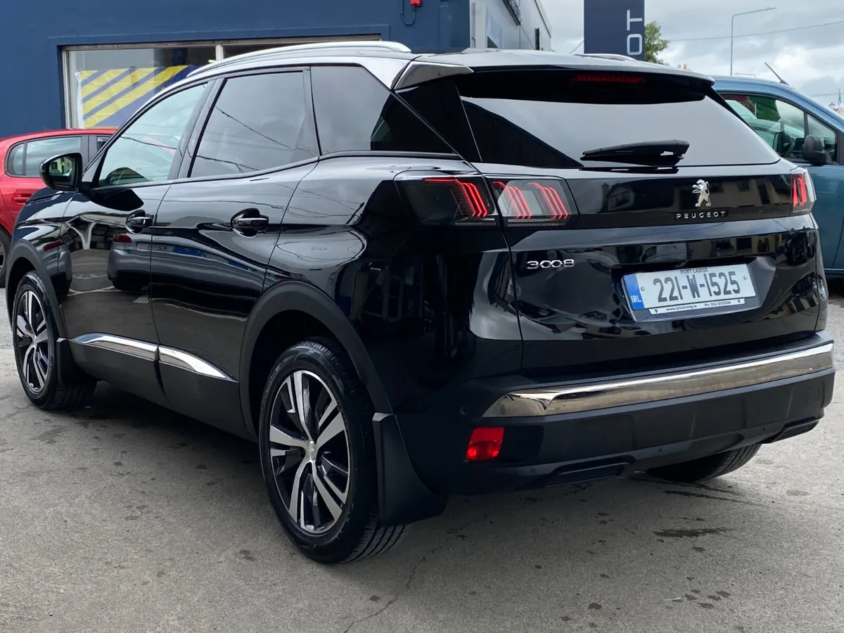 Peugeot 3008 1.2 PureTech 130bhp Auto Allure - Image 3
