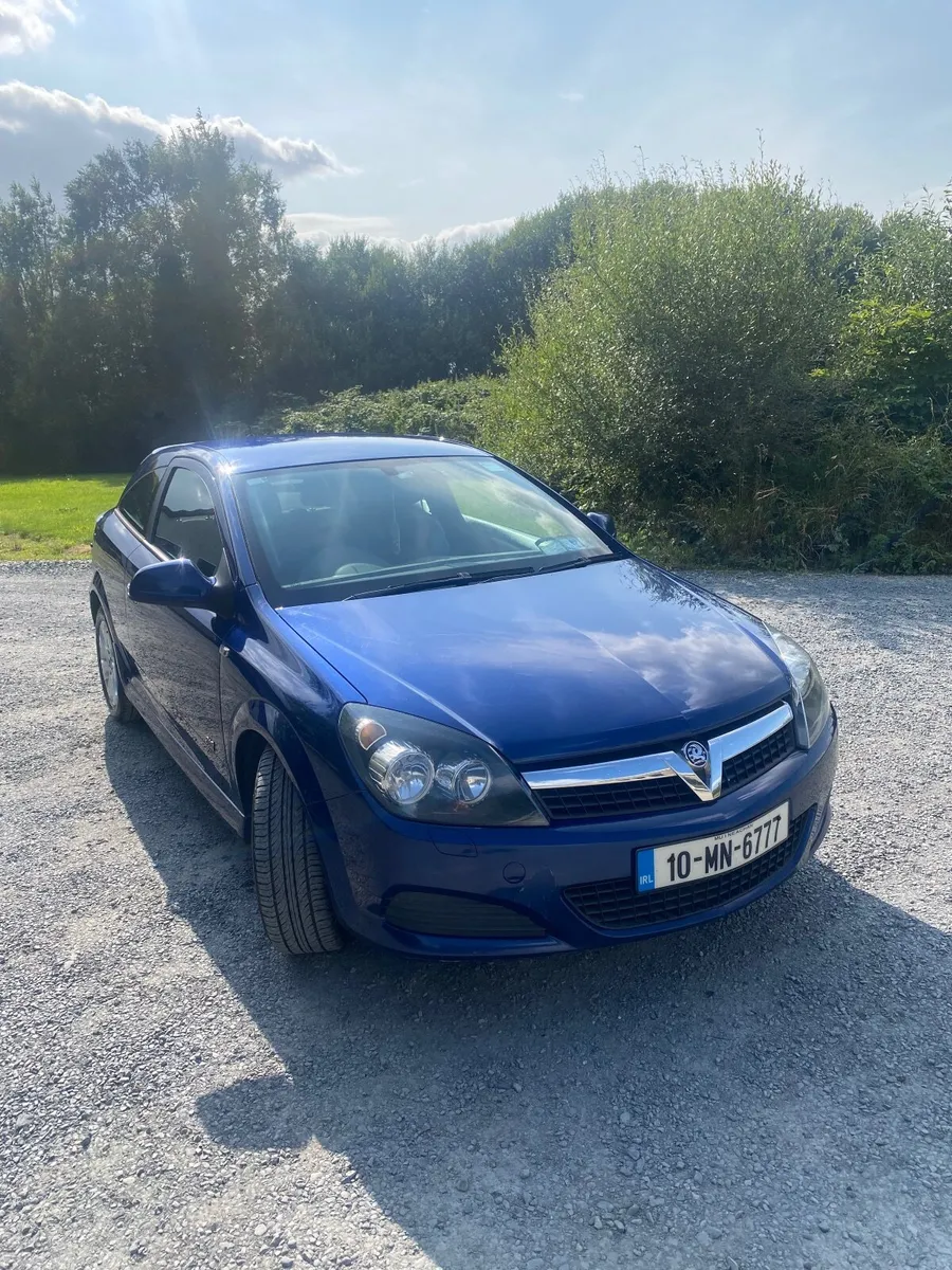 Vauxhall Astra 2010 - NCT Expiry 05/26 - Image 1