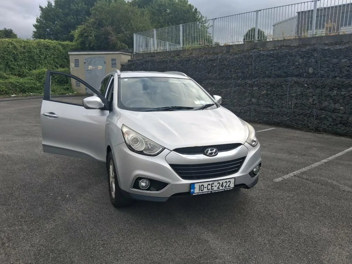 2010 hyundai i35 - Image 1