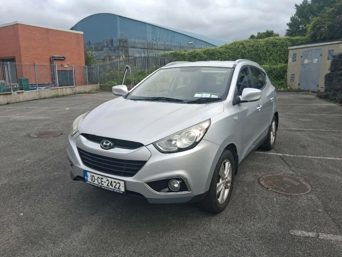 2010 hyundai i35 - Image 2