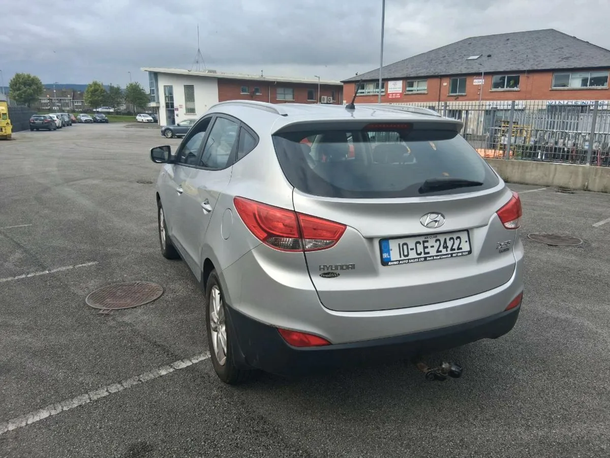 2010 hyundai i35 - Image 3