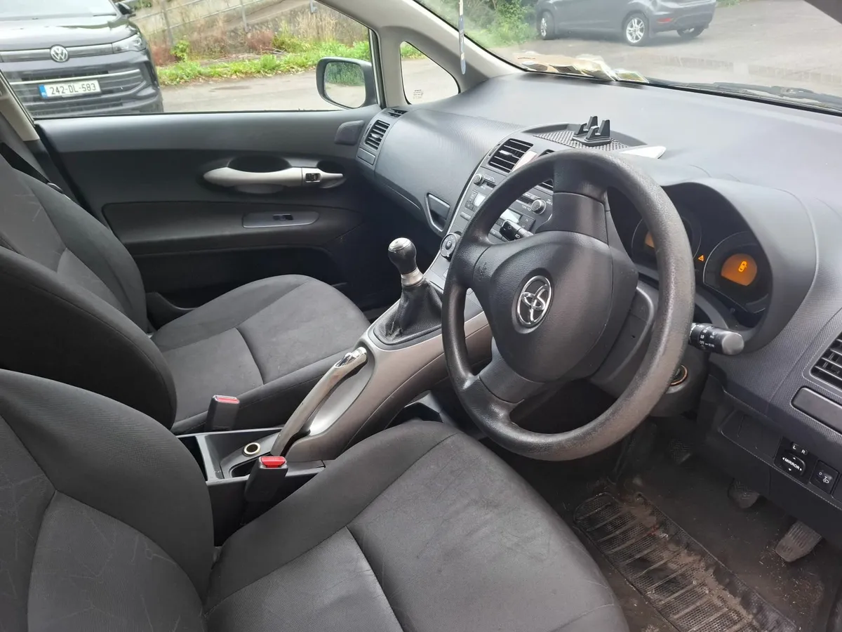 Toyota Auris 2007, nct 06/26 - Image 3