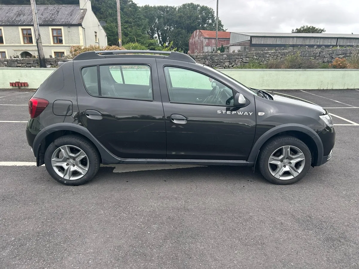 2021 Dacia Sandero Stepway diesel - Image 3