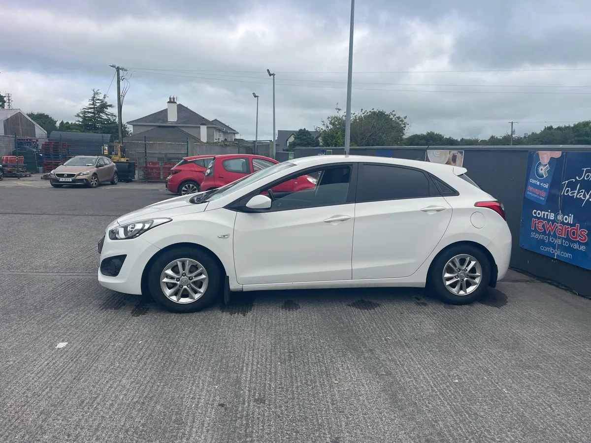 Hyundai i30 - Image 4