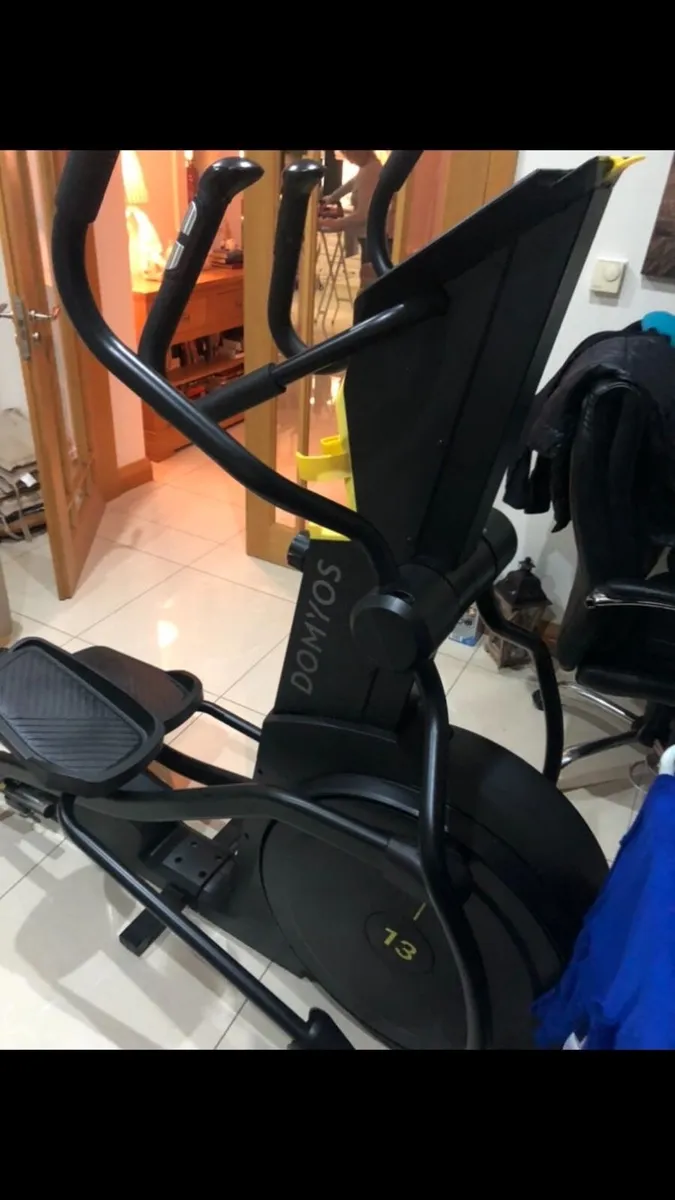 Cross trainer - Image 2