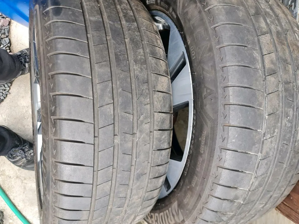 Tyres - Image 3