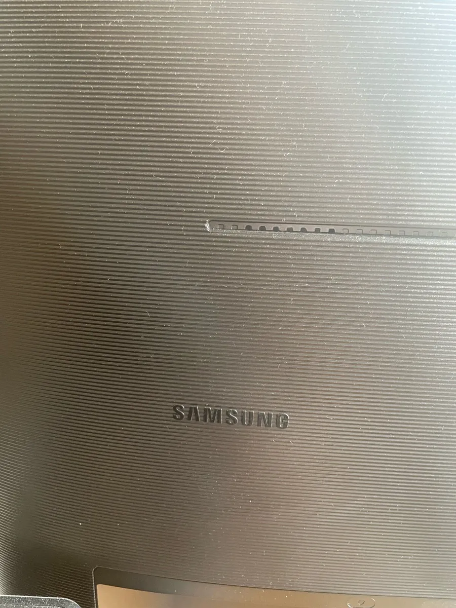 4K Gaming Monitor - Image 2