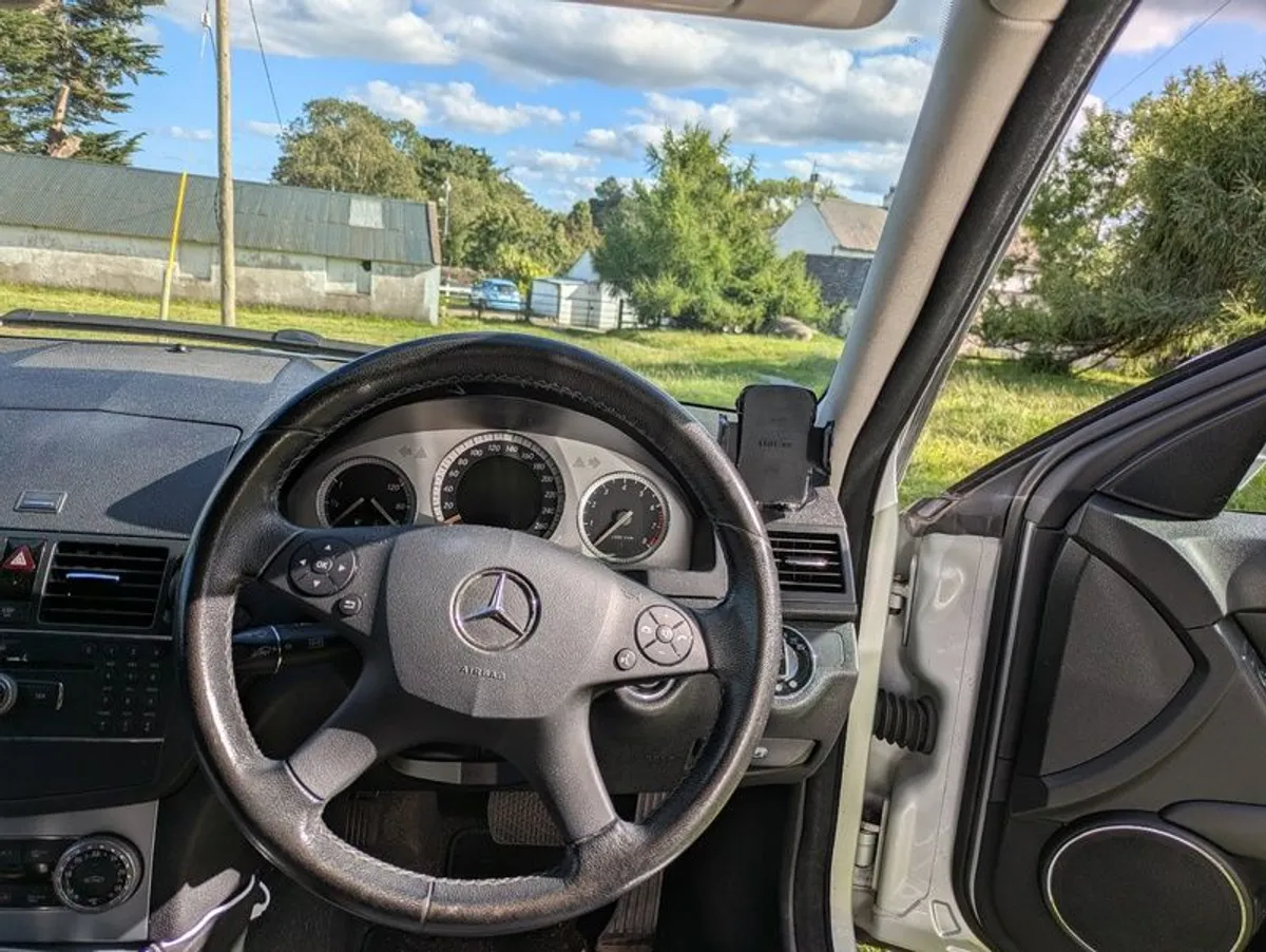 2008 Mercedes-Benz C-Class - Image 3