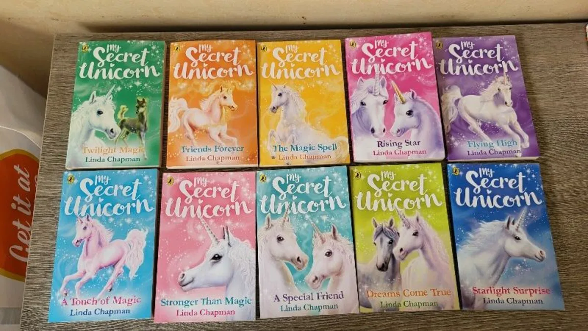 Books for sale - Image 1