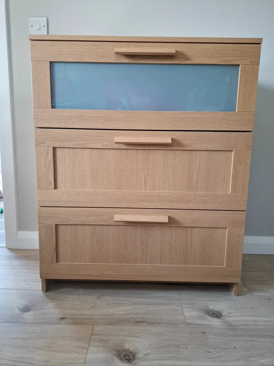 Bedroom Furniture Set - Excellent Condition - Image 4