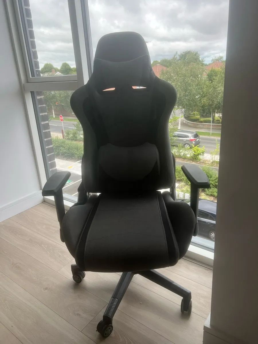 Gaming chair