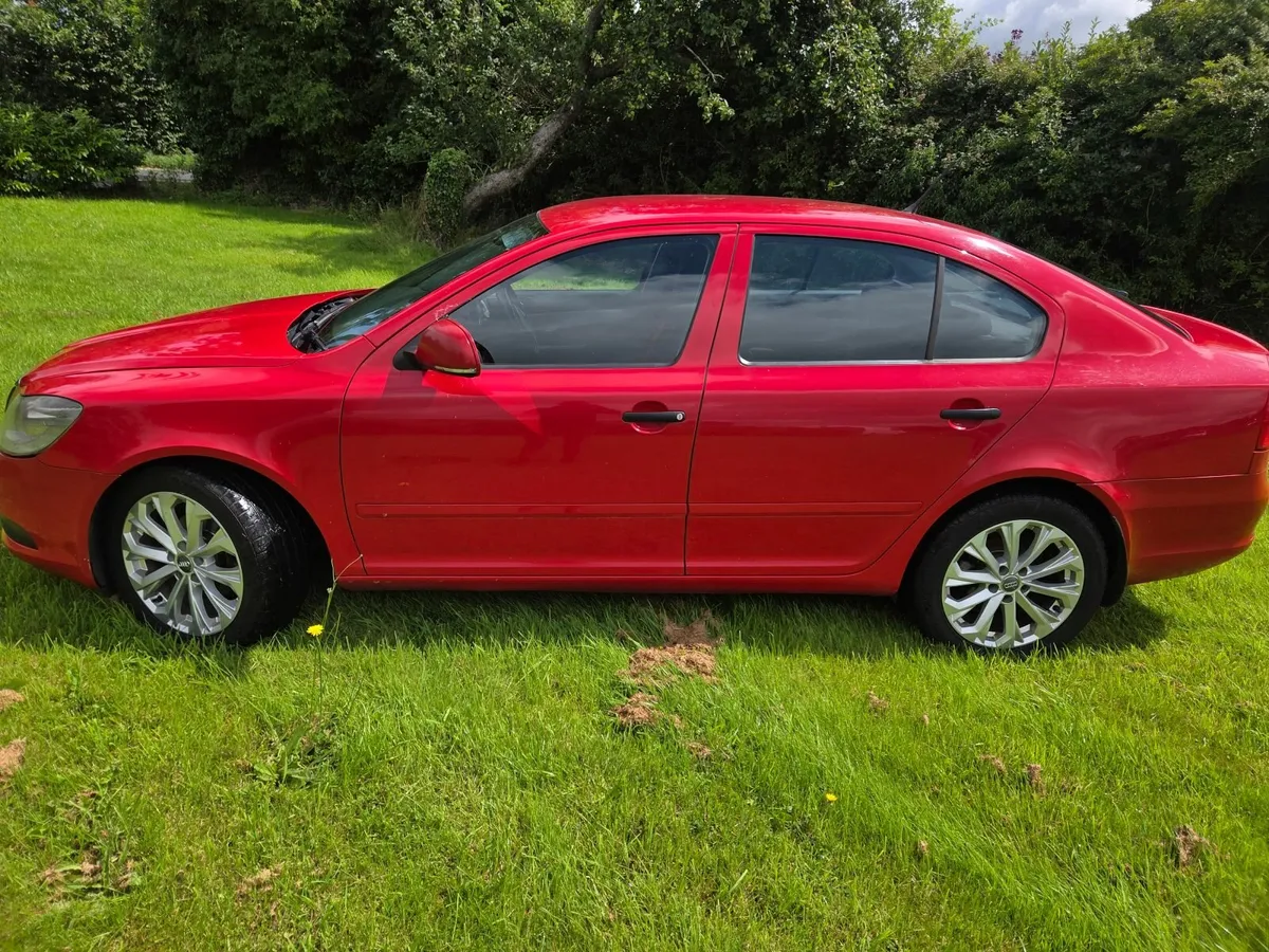 Skoda Octavia 2011 - Image 4