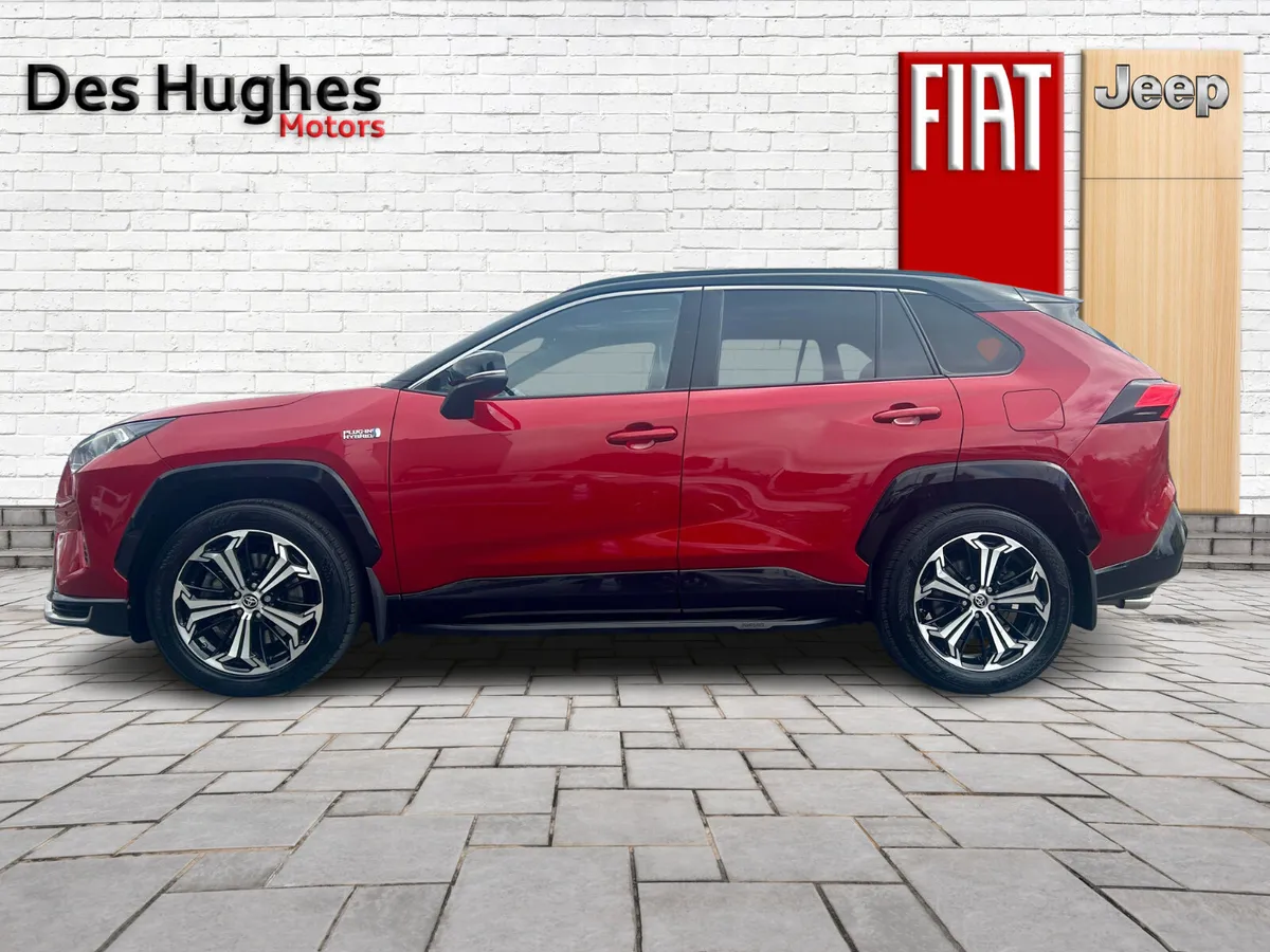 Toyota RAV4 2022 Dynamic Premium  Plug In Hybrid - Image 4