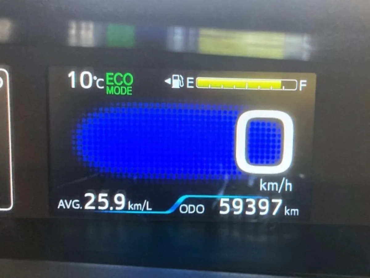 Toyota Prius 2021 - Image 4