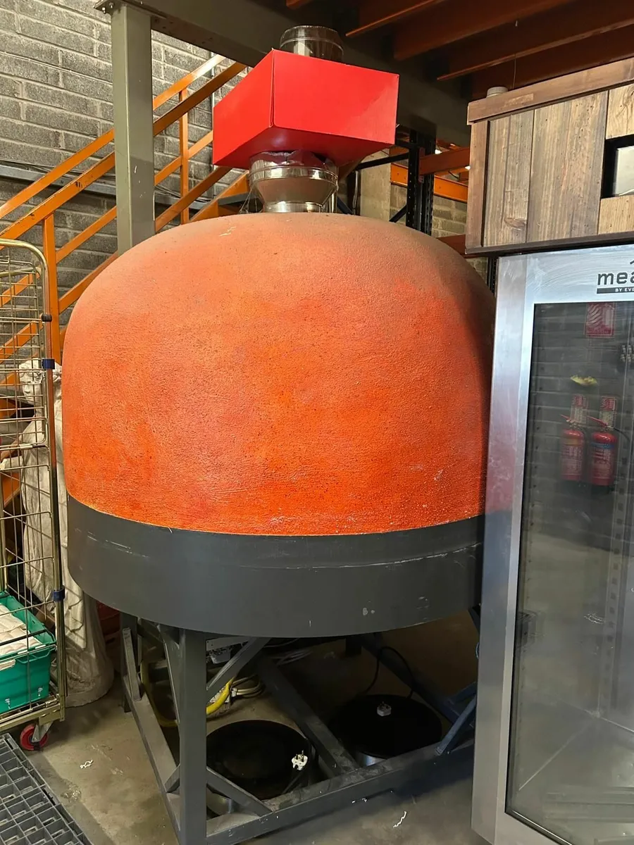 Valoriani Igloo 120 Commercial Wood Fired Oven - Image 4