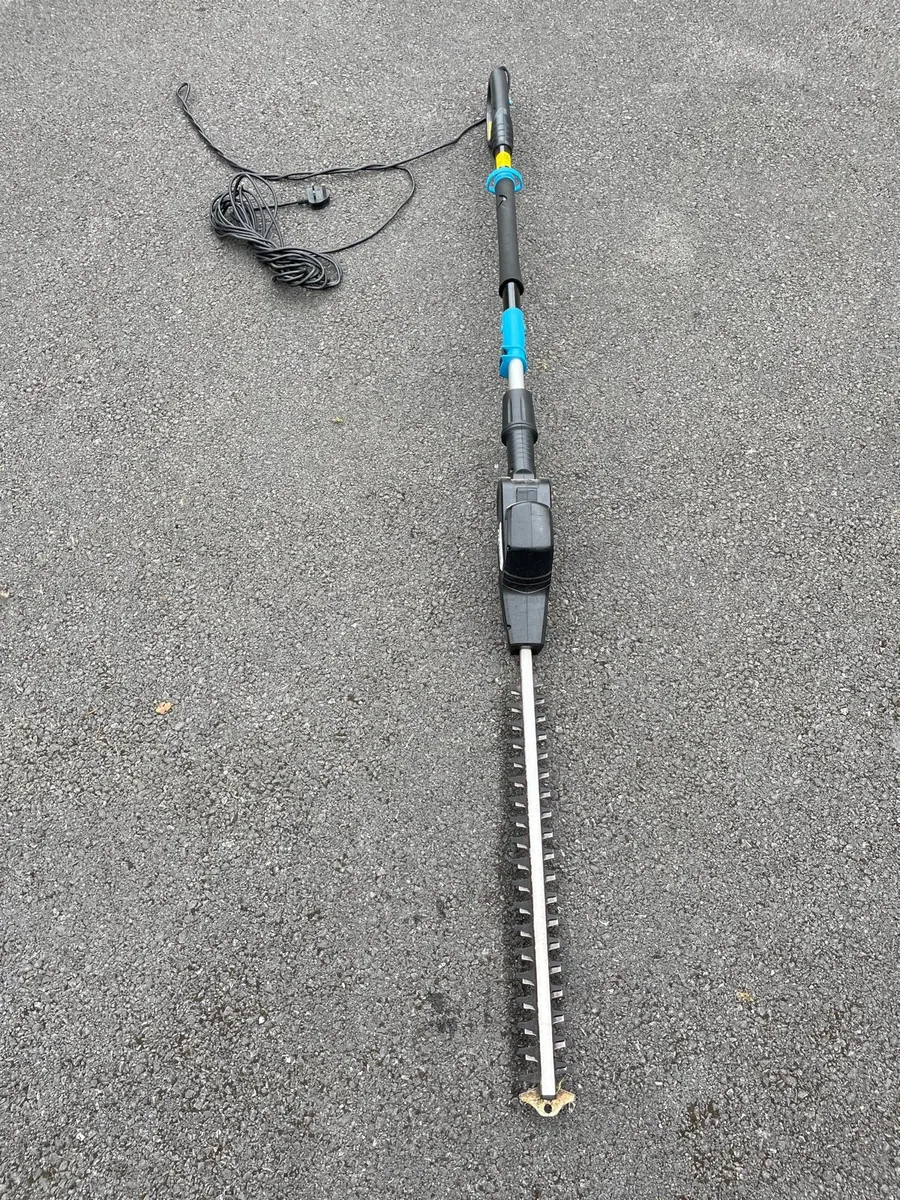 CORDED HEDGE TRIMMER - Image 1