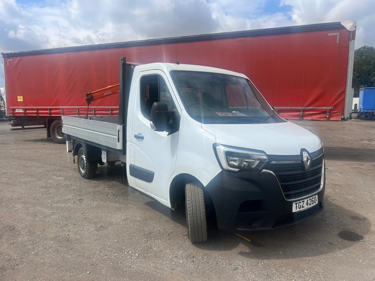 Renault Master 2021 11F crane PH110 crane - Image 1