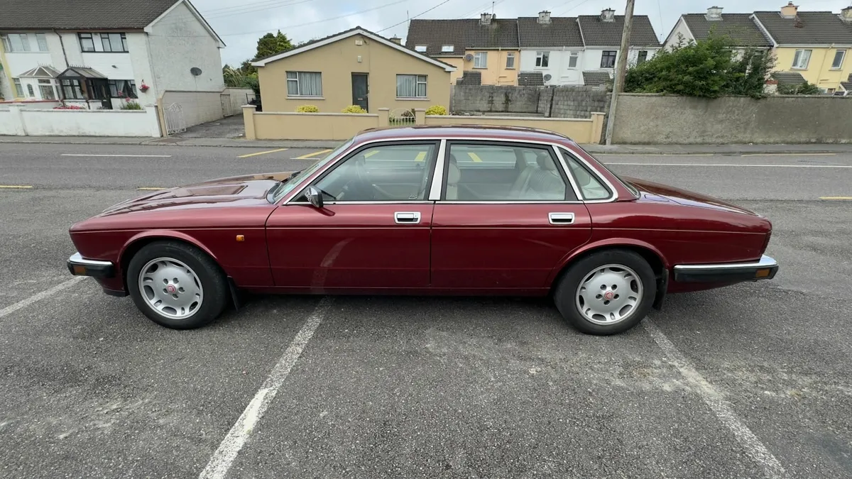 Jaguar XJ6 1993 Automatic - Image 1