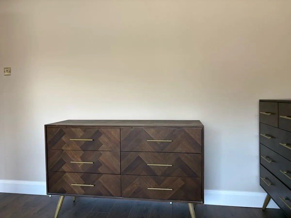 Matching Chest of Drawers - Image 2