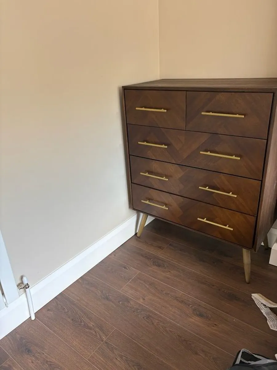 Matching Chest of Drawers - Image 3