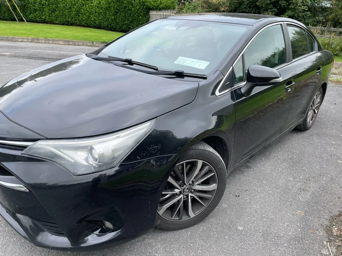 Toyota Avensis 2.0 litre Diesel. Tax and test - Image 3