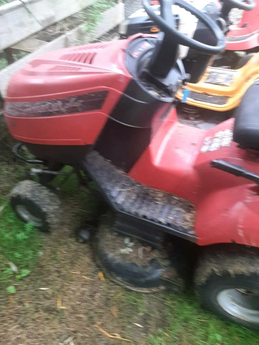 Castelgarden ride on mower - Image 1