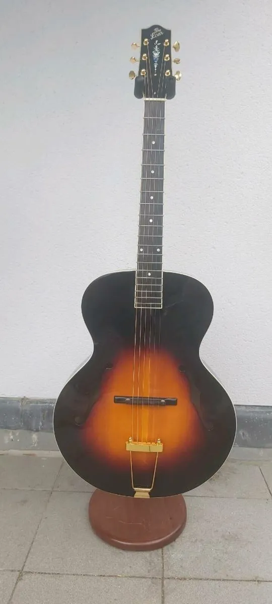 The Loar LH 700 VS DELUXE - Image 1