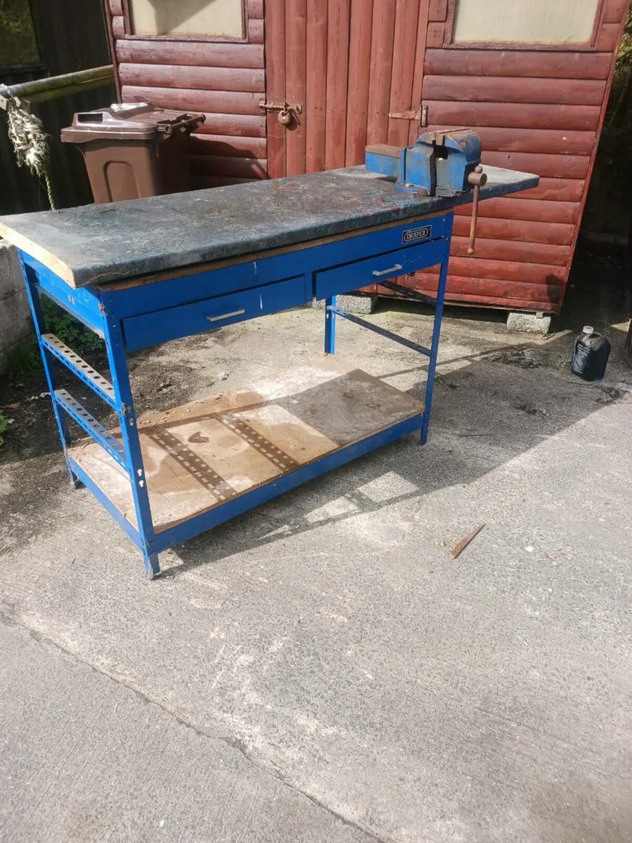 Workbench and vice - Image 1