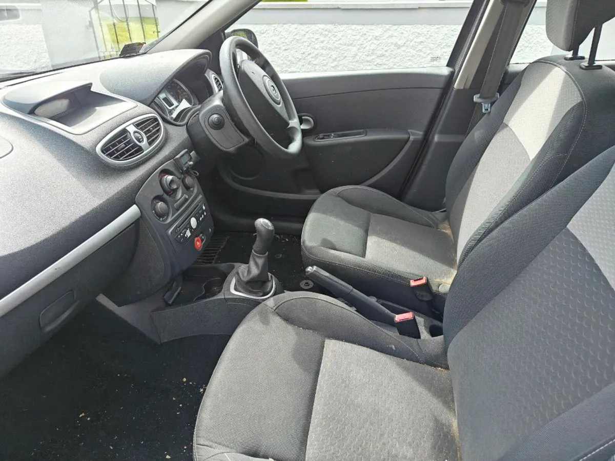 Renualt Clio - Image 4