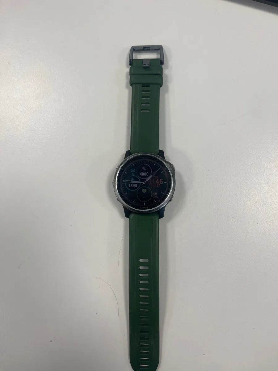 Garmin Fenix 6s - Image 1