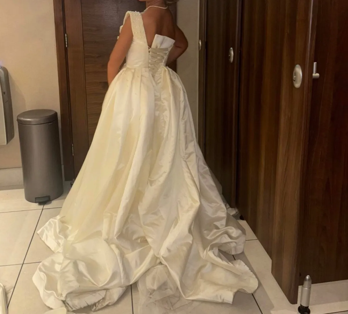Bridesmaids dresses - Image 3